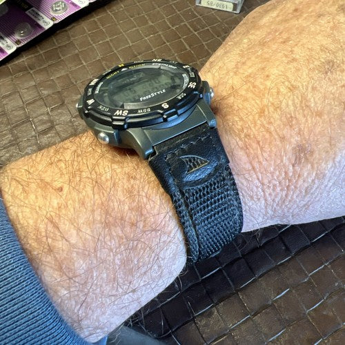 Men’s 90’s Freestyle Digital Compass Watch 910