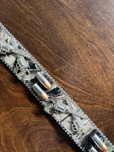 Showman Couture ™ Western style bling camo belt with removable buckle.