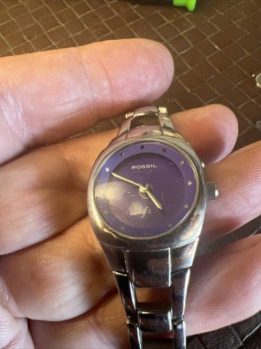 Fossil Kaleido Watch Women Silver Tone Purple Dial Round New Battery 6.5" 23mm