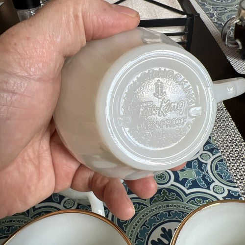 9pc Vintage Fire King Anchor Hocking Swirl Milk Glass Coffee Cup Gold Rim 2.7"