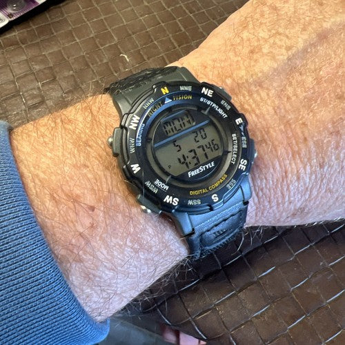 Men’s 90’s Freestyle Digital Compass Watch 910