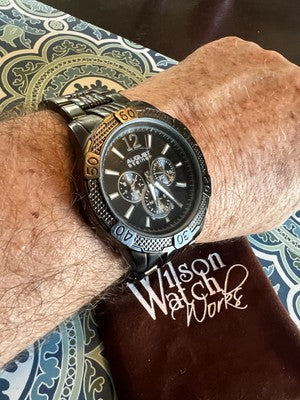 August Steiner Large Men’s Watch Full Links AS8088BK Excellent Condition B8