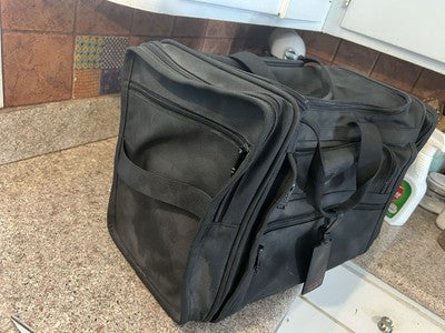 Tumi 2254D3 Ballistic Nylon/Leather Roller Carry On   Orig. Lock CLEAN XLNT