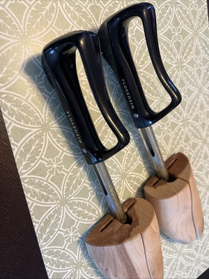 Vintage FLORSHEIM Wooden Adjustable Stretchers Shoe Trees EUC