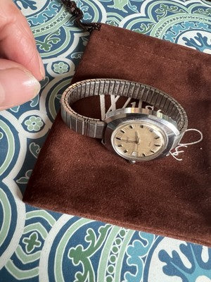 Vtg Timex Electric Watch Women 36mm Silver Tone Date Stretch Band Runs Great B6