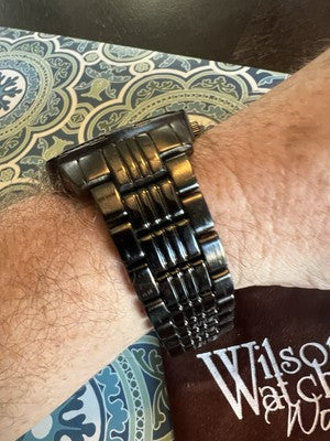 August Steiner Large Men’s Watch Full Links AS8088BK Excellent Condition B8