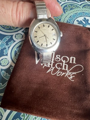 Vtg Timex Electric Watch Women 36mm Silver Tone Date Stretch Band Runs Great B6