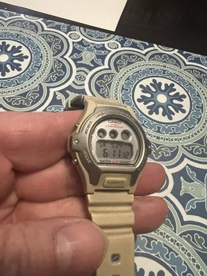 Vintage Casio Ladies Digital Watch LW-202H Resin Strap B6