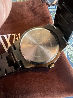 August Steiner Large Men’s Watch Full Links AS8088BK Excellent Condition B8