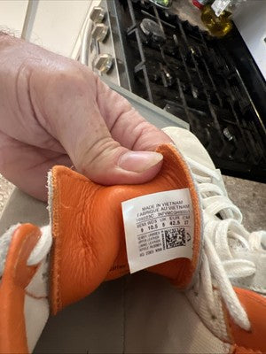 Converse x Bugs Bunny Vintage Pro Leather Hi - Size 9 Men’s Xlnt Cond