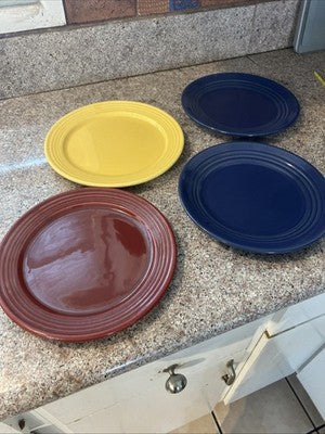 4 Vintage Bauer 9.5-9.75” Plates Lot No Damage Or Cracks