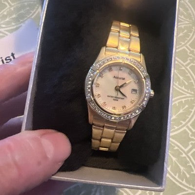 Accurist Sparkle Watch LB1241P Ladies Gold Strap Pearl Dial SK111 ZZ 13