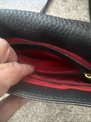 ADRIENNE VITTADINI- BLACK PEBBLED SHOULDER BAG-11”x8” Clean