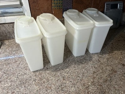 Tupperware Four Cereal Containers base 469-2 lid 470-2 flip cap 471-2