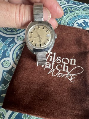 Vtg Timex Electric Watch Women 36mm Silver Tone Date Stretch Band Runs Great B6