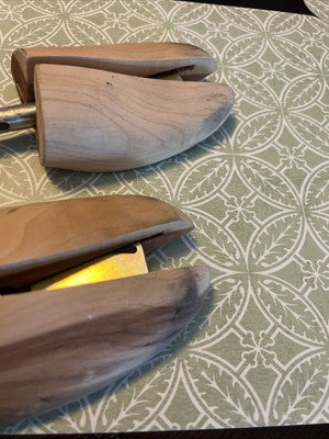 Vintage FLORSHEIM Wooden Adjustable Stretchers Shoe Trees EUC