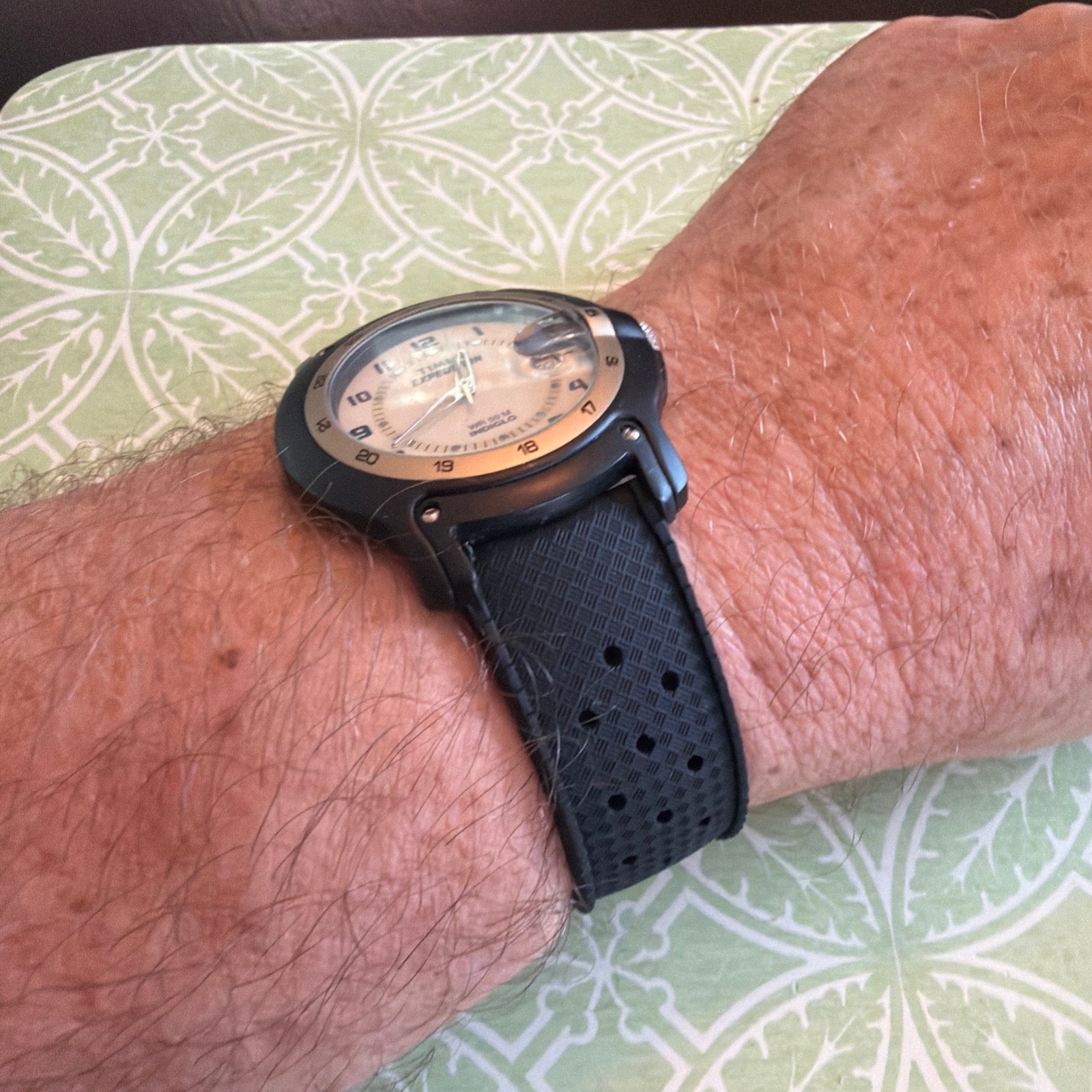 Vintage Timex Expedition Field Watch Black Resin Date Quartz Men’s 1996 Outdoor