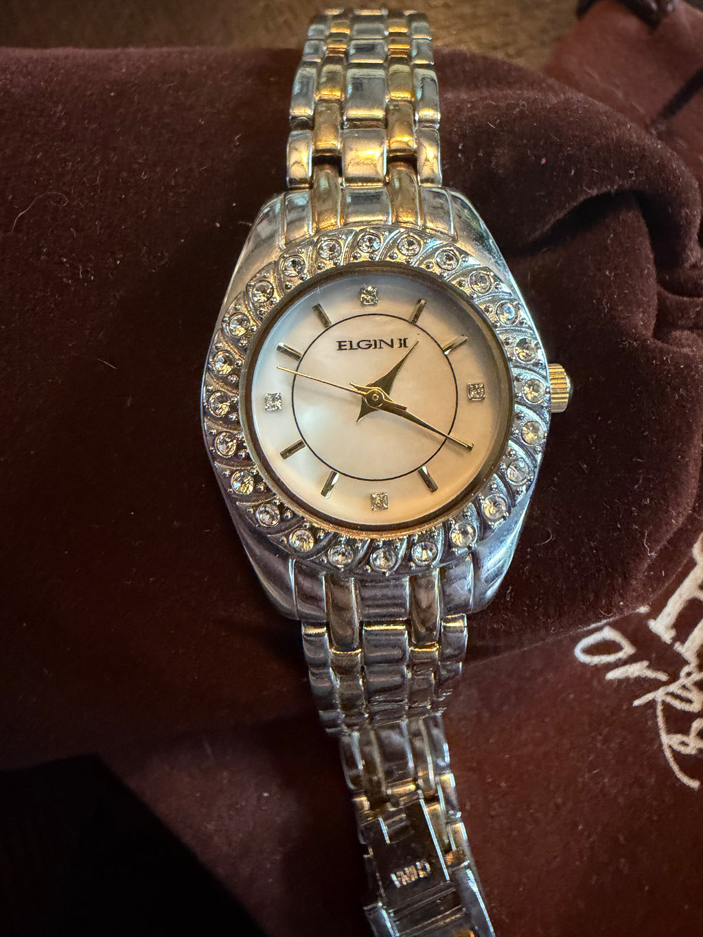 Vintage Elgin II Women’s Crystal Bezel Watch Mother of Pearl Dial Silver Tone Bracelet Quartz