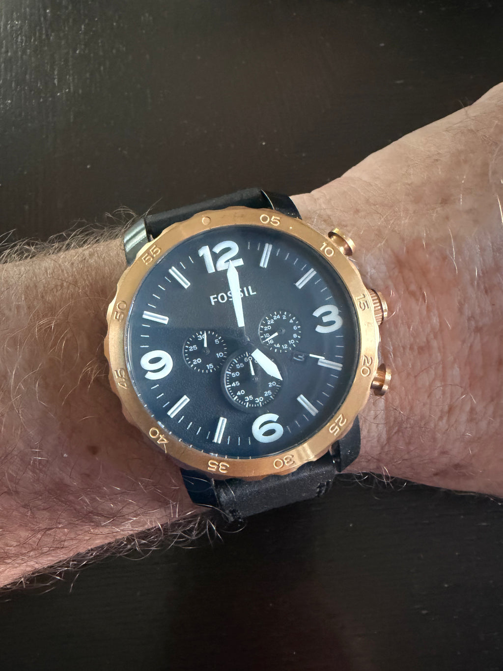 Fossil JR1369 Chronograph Men’s Watch – Black Dial & Rose Gold Tone Bezel