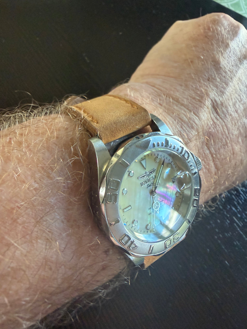 Invicta Swiss Professional Diver 2553 Mother of Pearl Dial Quartz Men’s Watch