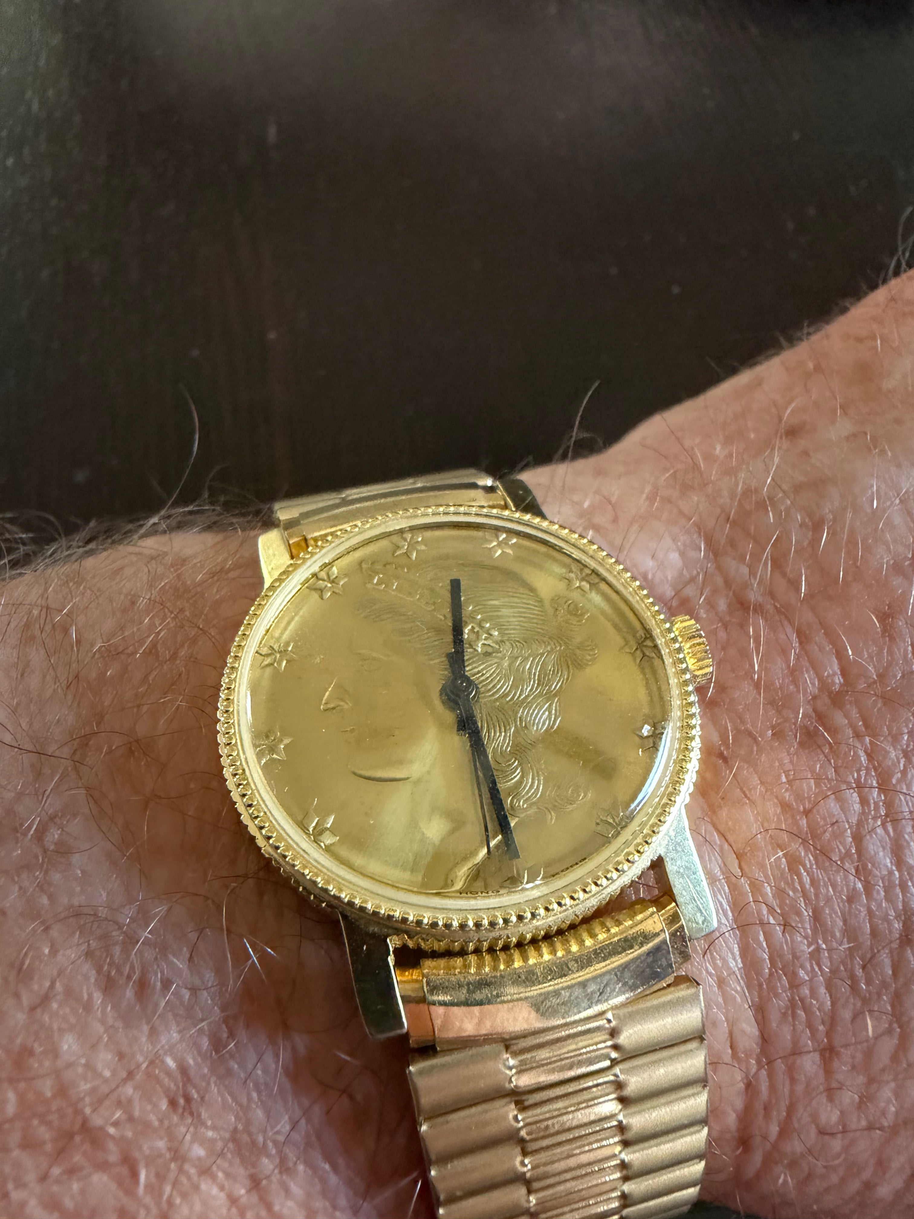Vintage Men's Gold Tone Liberty Coin Dial Watch Stretch Band mechanical winding