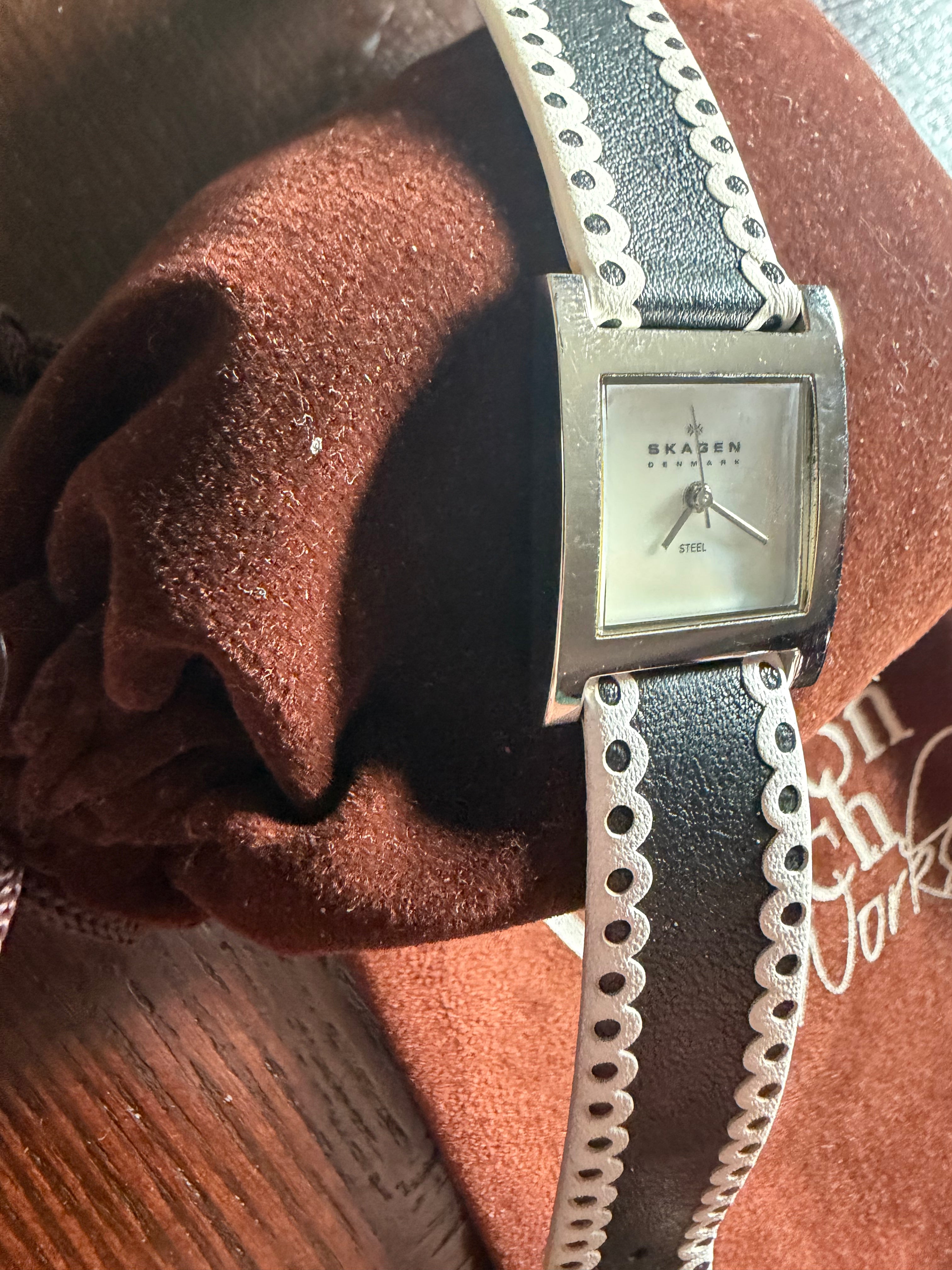 Skagen Denmark N228SSLB/W Ladies Square Watch Black White Leather Strap Quartz
