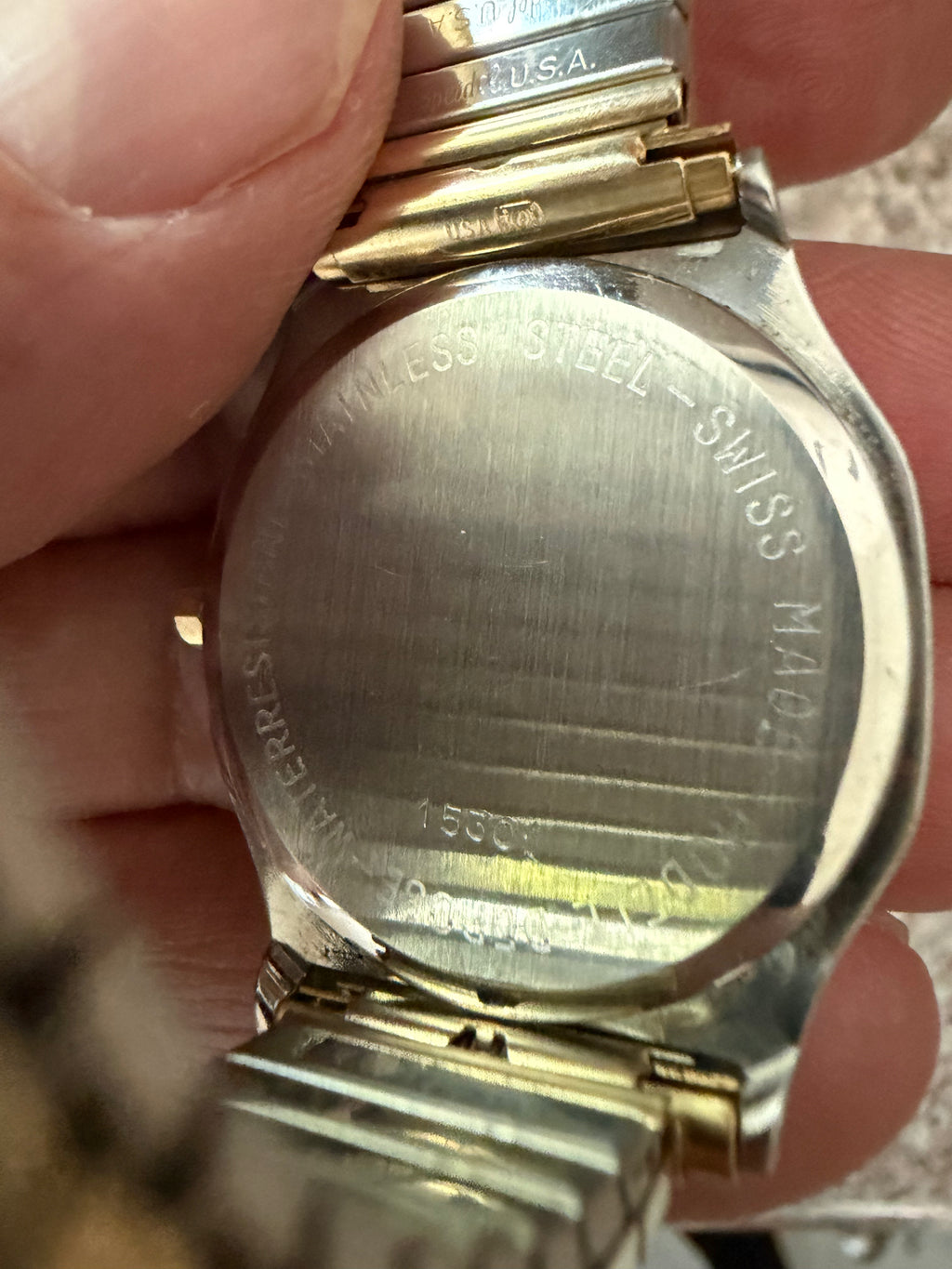 Vintage Le Gran Swiss Quartz Men’s Octagonal Dress Watch Champagne Dial Date Speidel Band