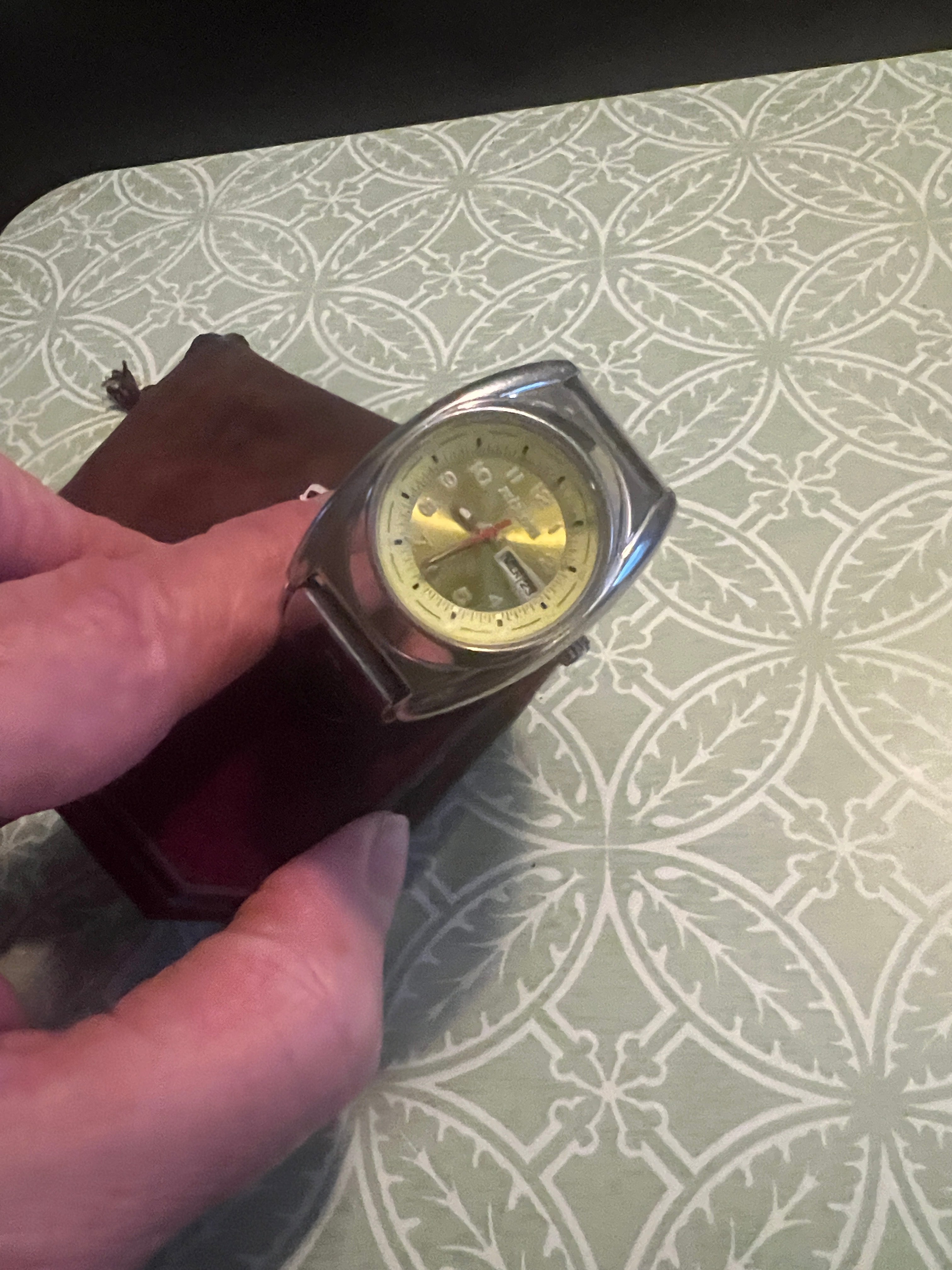 Ladies Nixon “You Know” Watch 5.5” wrist