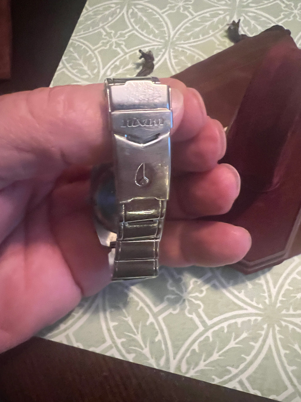 Ladies Nixon “You Know” Watch 5.5” wrist
