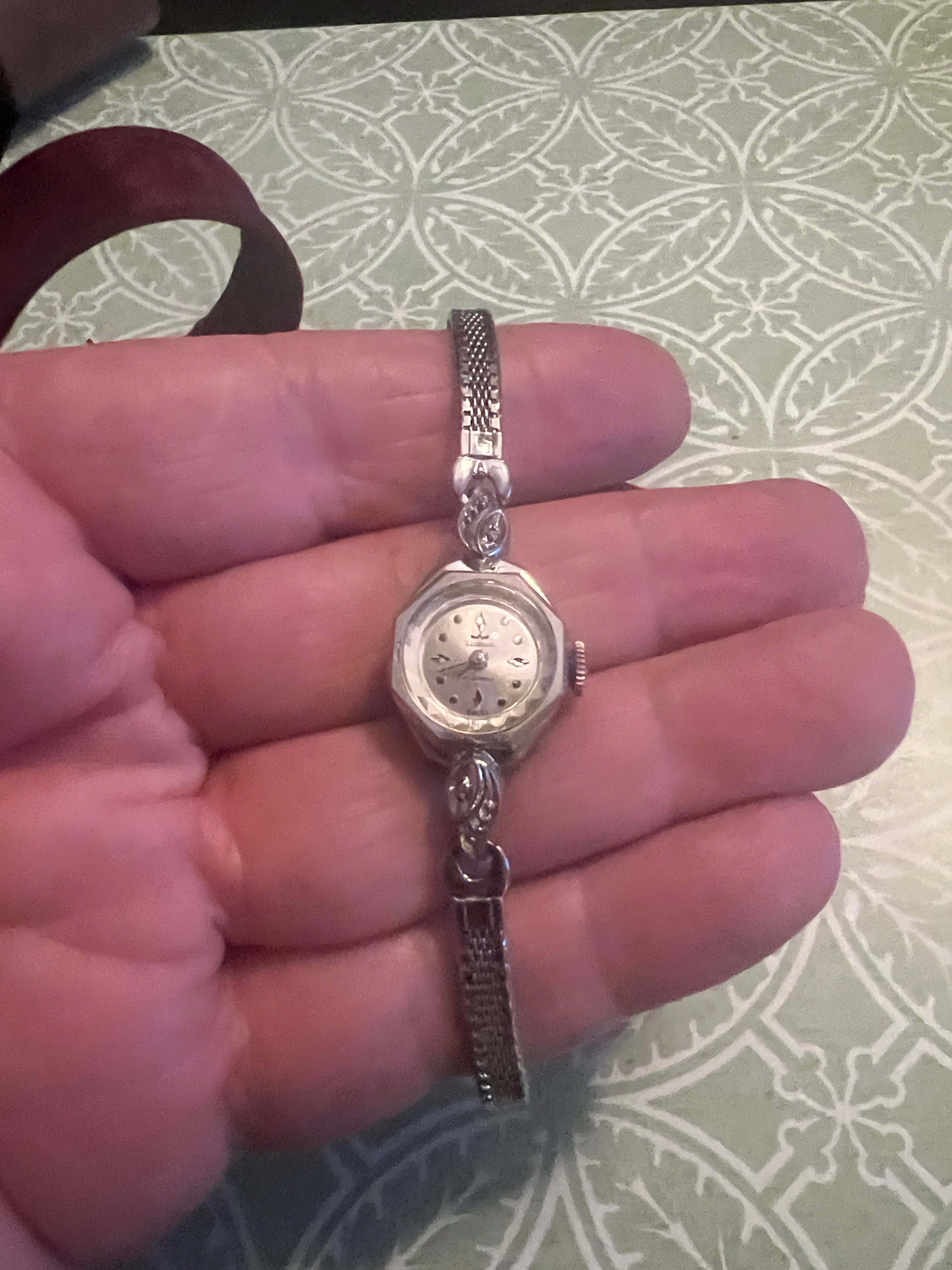 Ladies vintage Waltham dainty Mechanical Watch