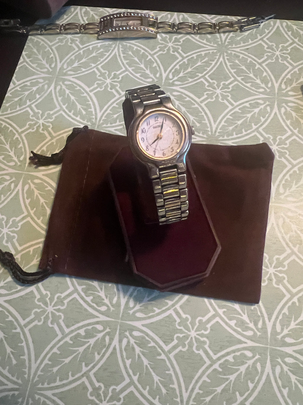 Ladies Seiko vintage dainty two-tone watch