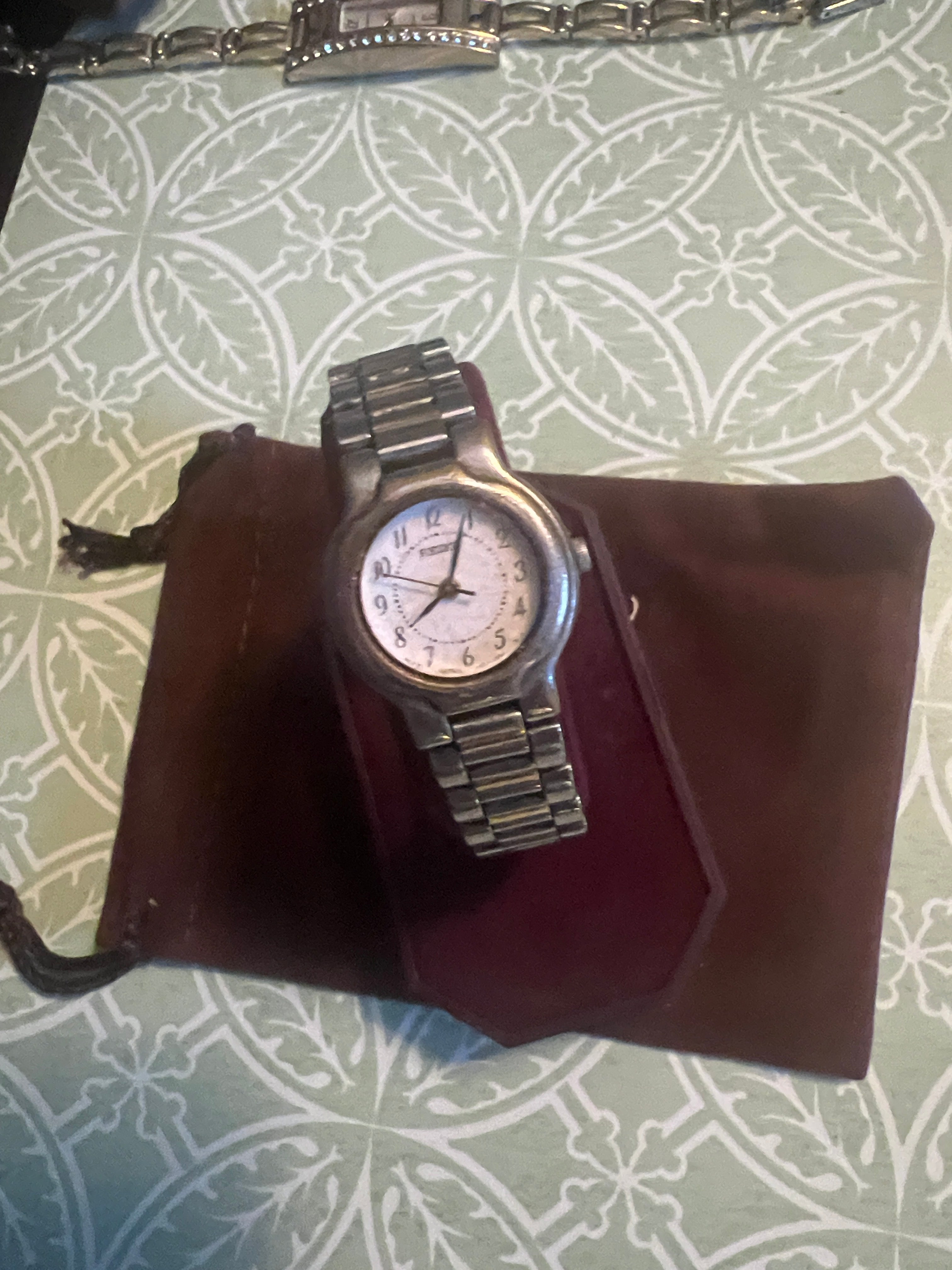 Ladies Seiko vintage dainty two-tone watch