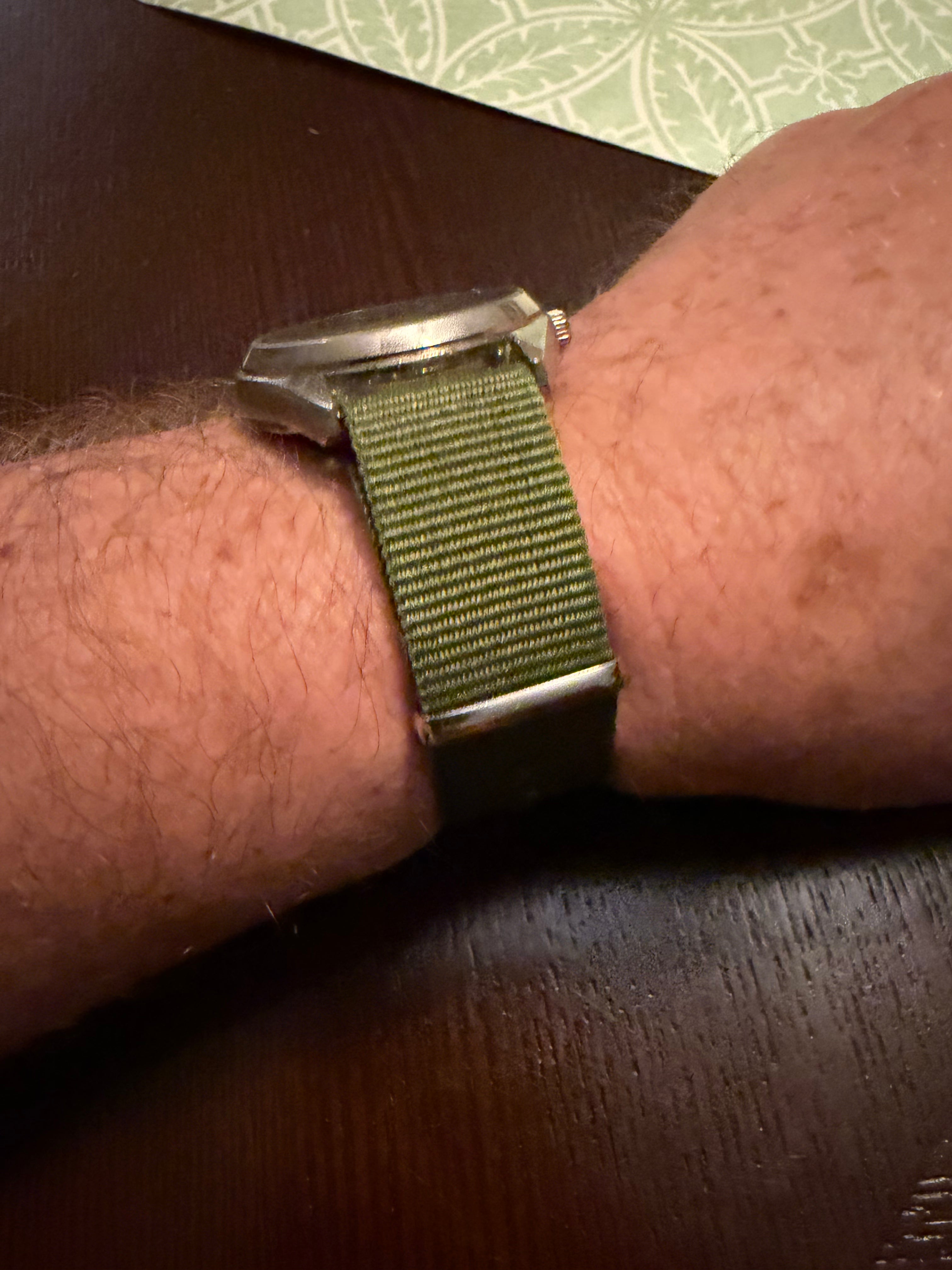 Men’s vintage Seiko 5 green nato strap comes with original bracelet