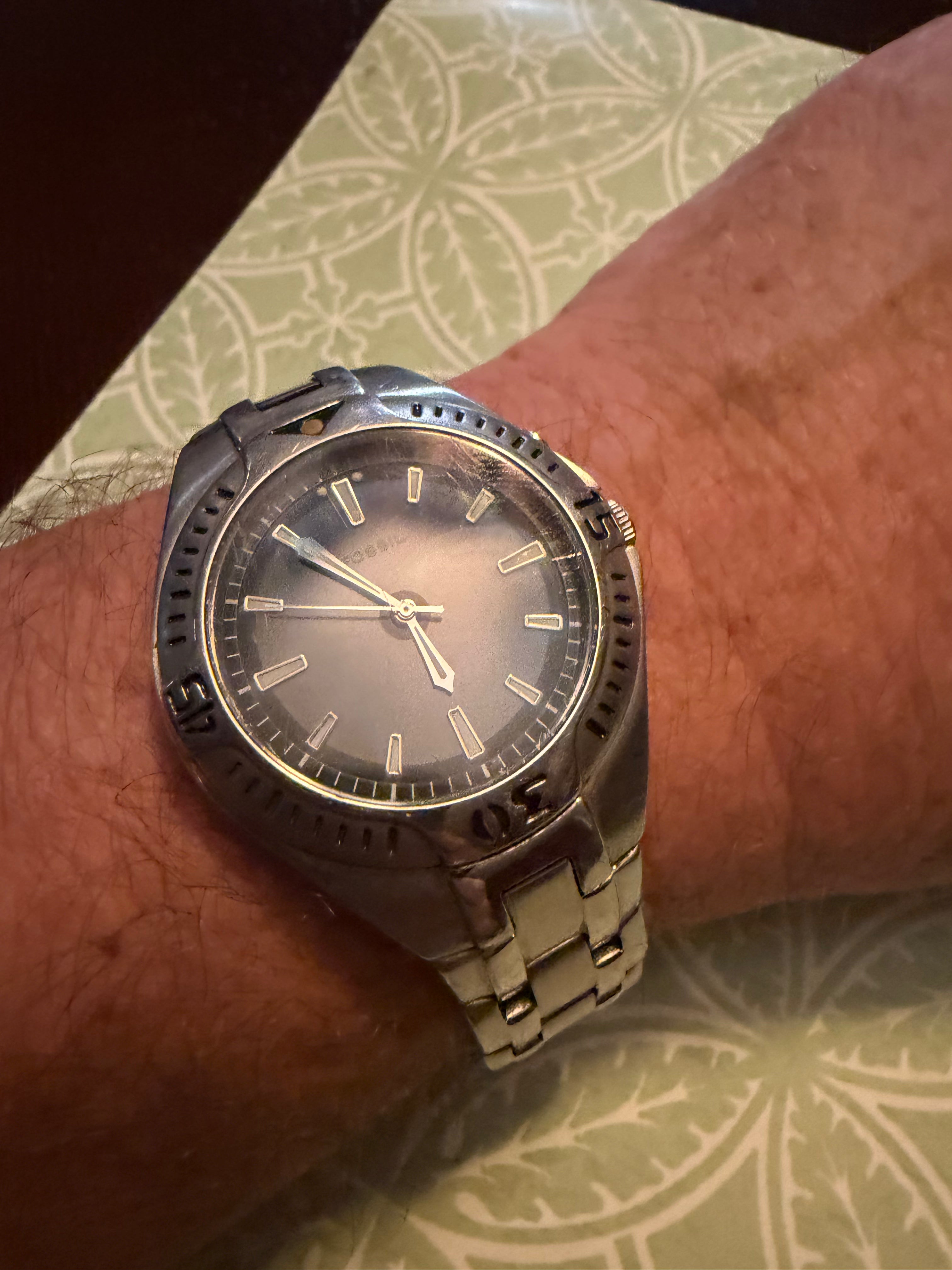 Fossil Blue Men’s 100M Quartz Watch – Stainless Steel – New Battery – Running