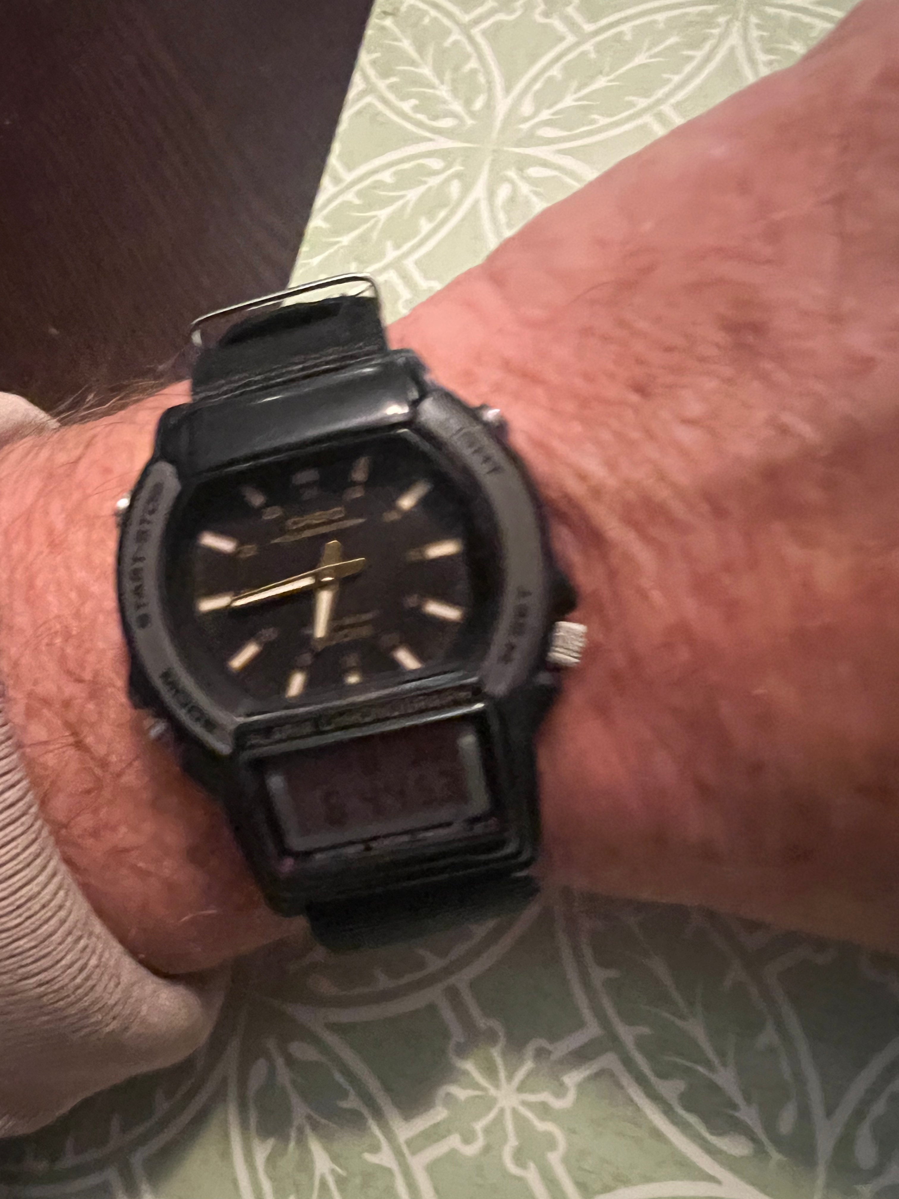 Casio vintage men’s analog/digital watch AW-61