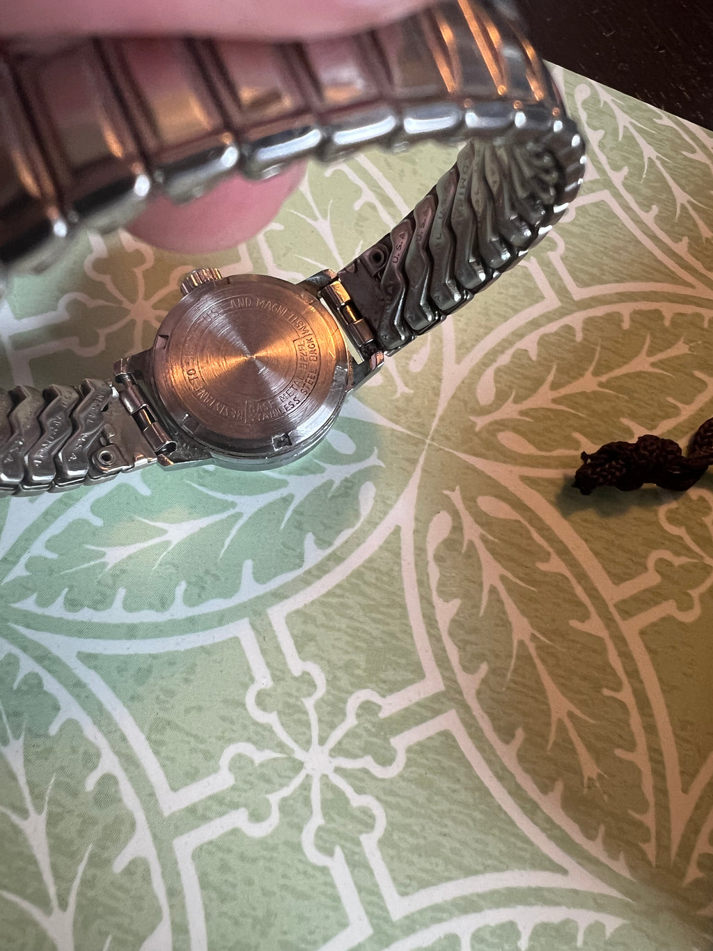 Ladies dainty 1962 Buren Swiss made mechanical watch
