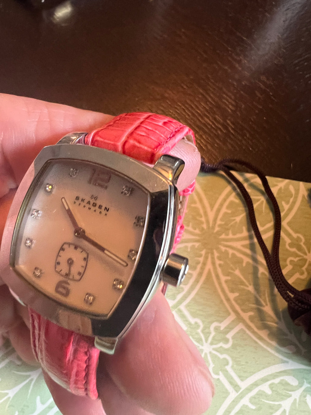 Skagen made in Denmark Ladies watch MOP dial new battery