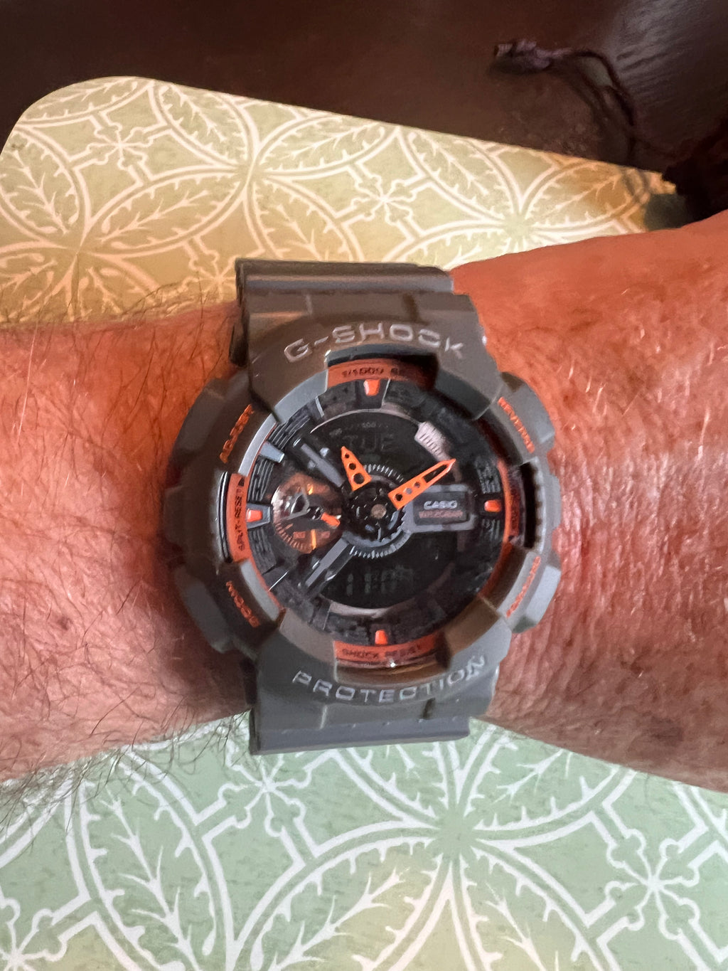 Casio G-shock GA-110GB like new new battery