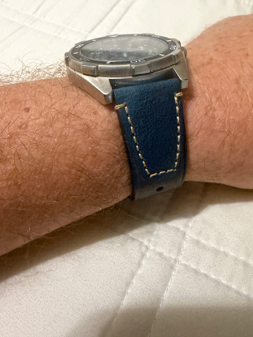 Vintage Armitron men’s chronograph diver. Stunning blue strap