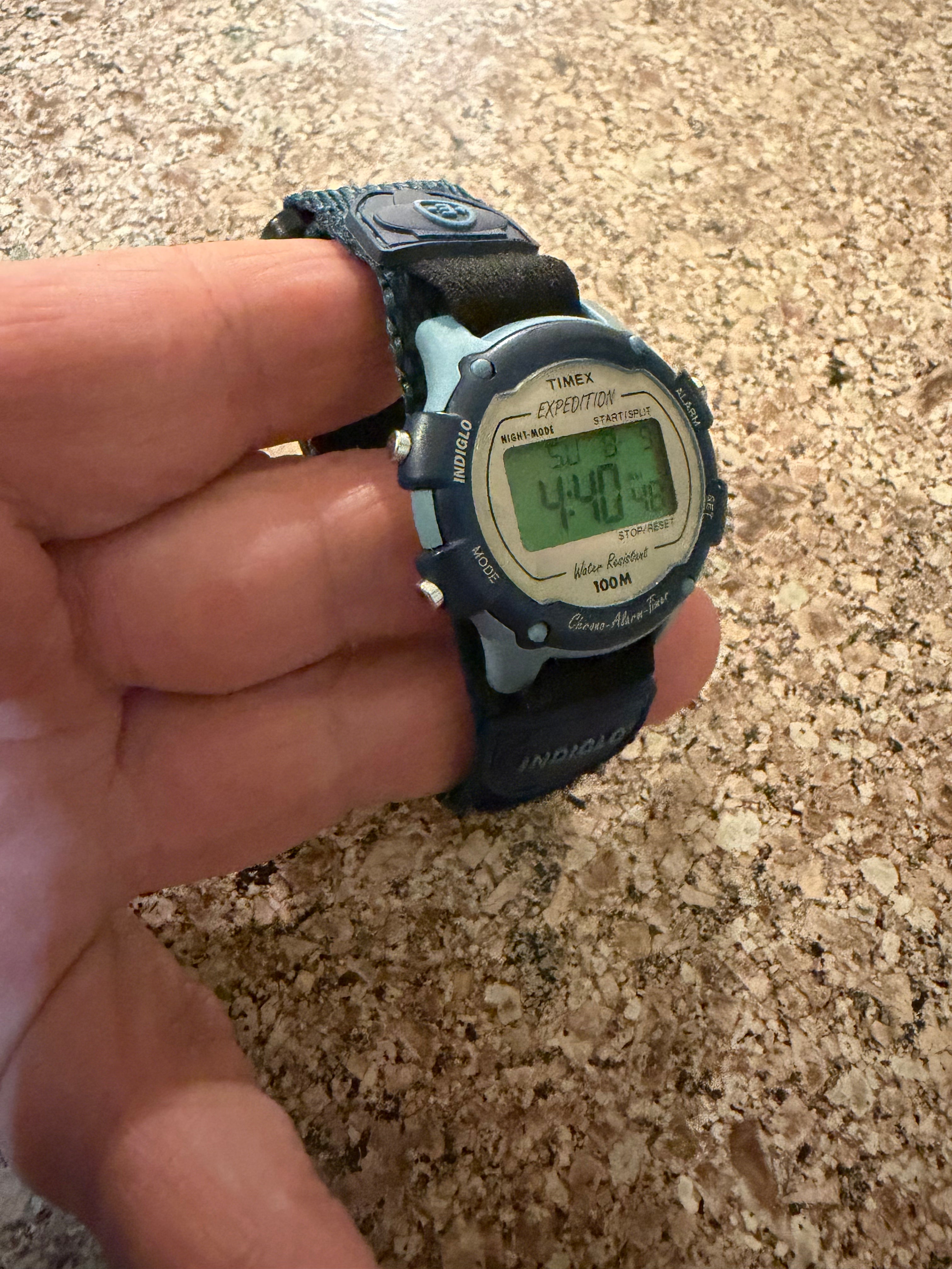 Vintage Timex Expedition Ladies Digital Watch Indiglo 100M New Battery Runs Great