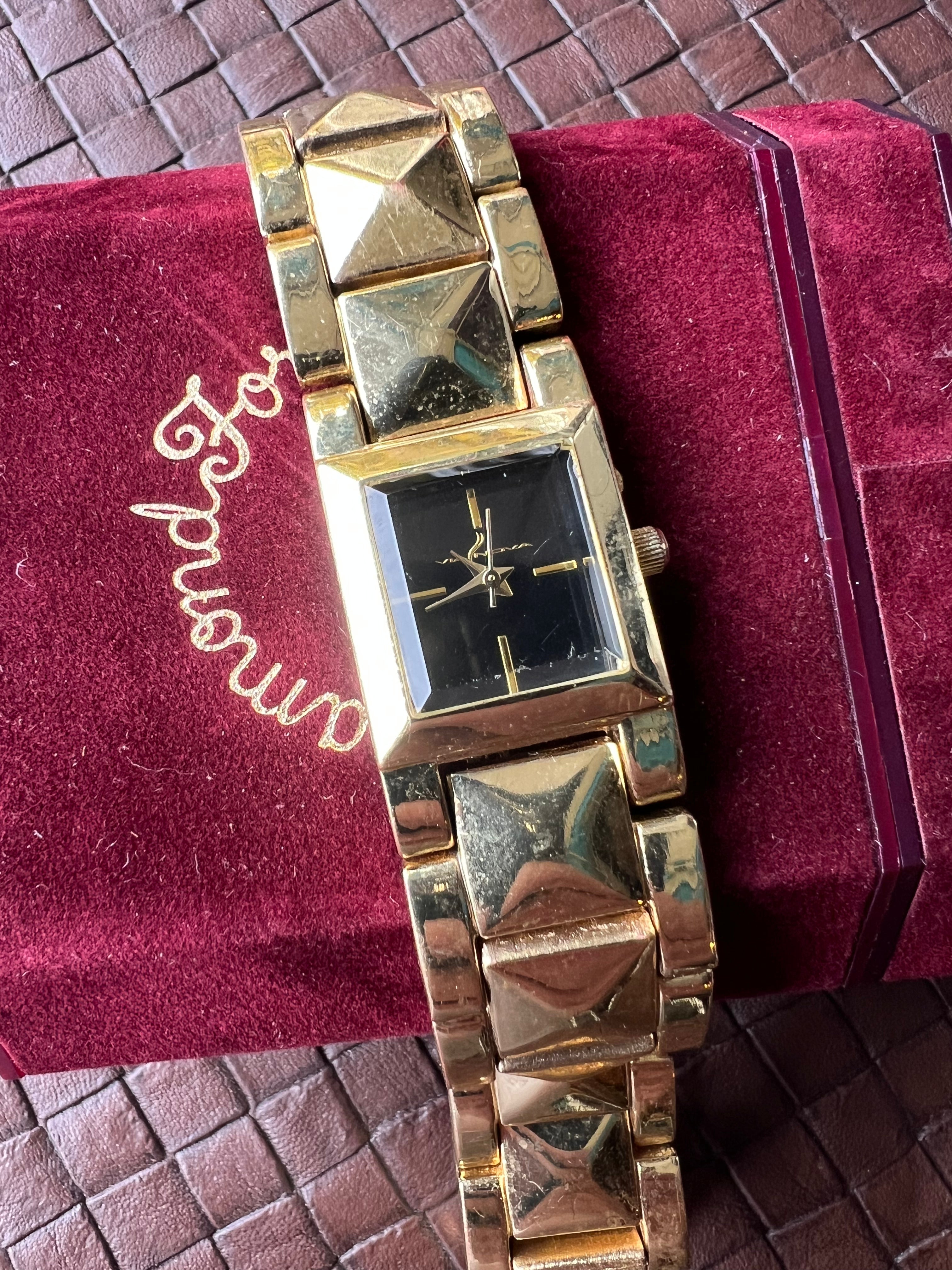 Men’s ViaNova vintage tank watch gold tone