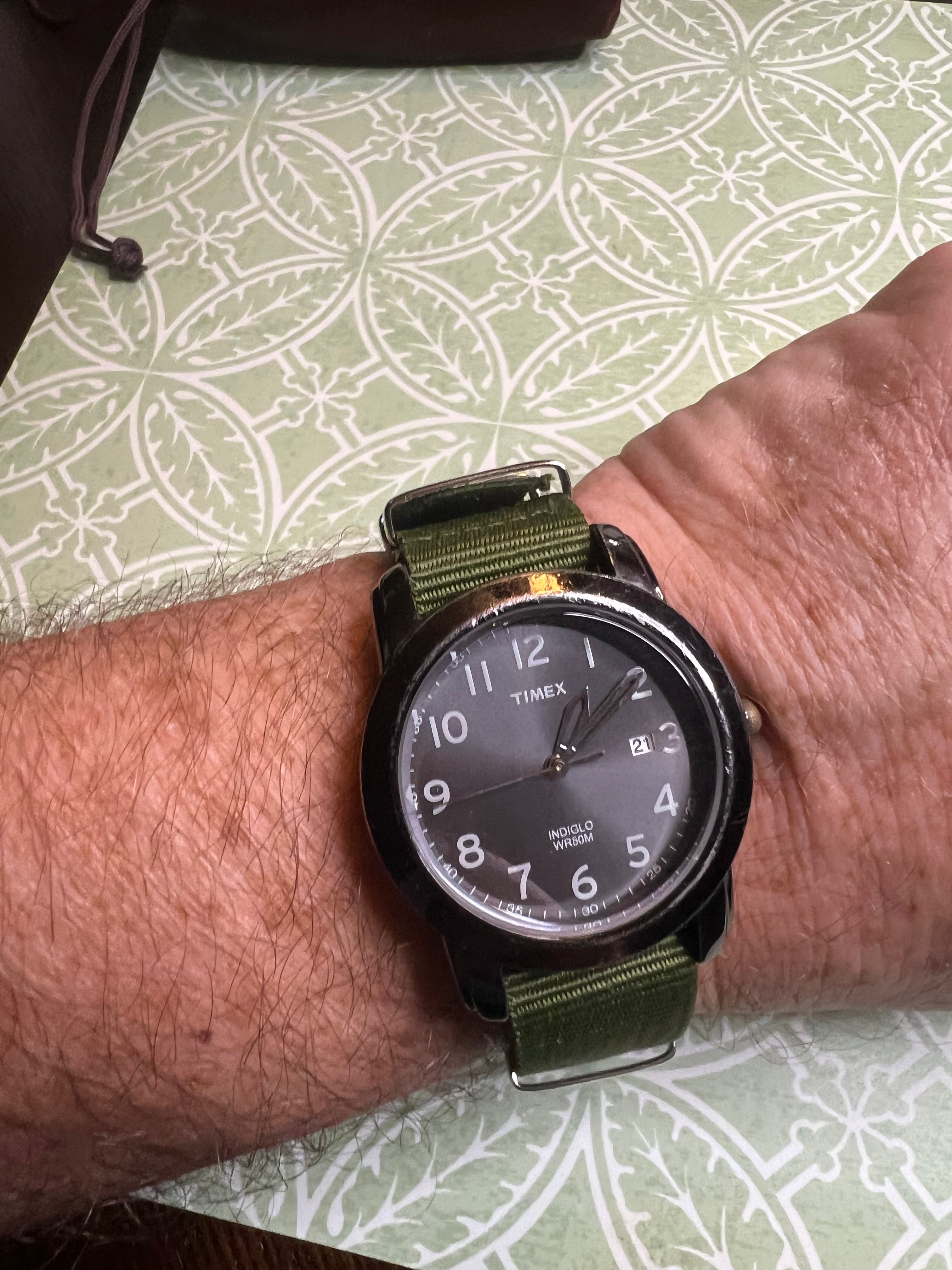 Timex vintage men’s indiglo field watch. New battery.