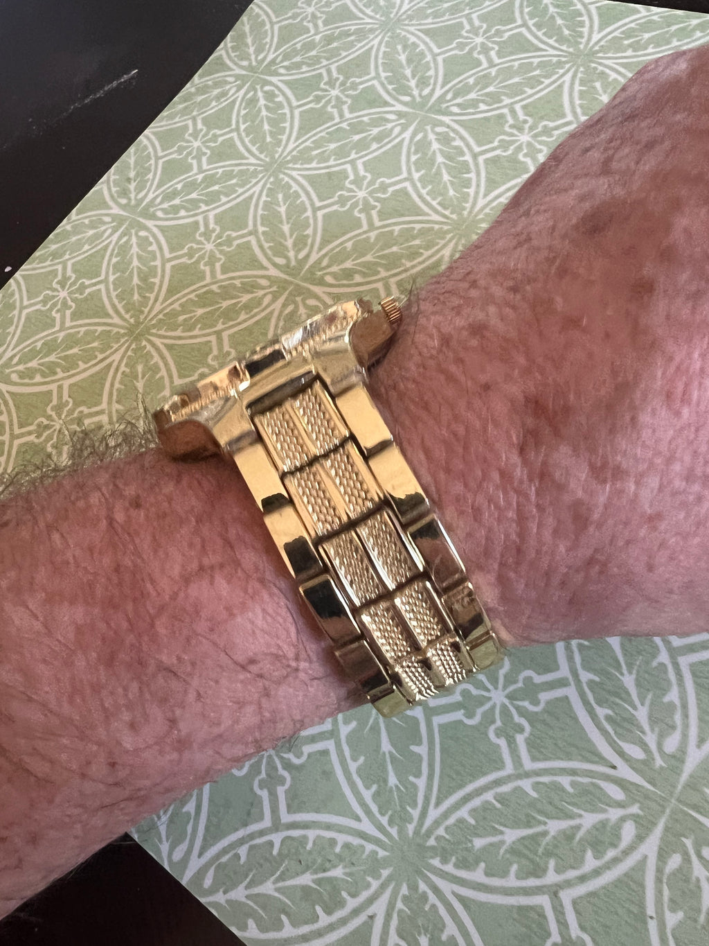 Men’s Luis Cardini gold tone dress watch