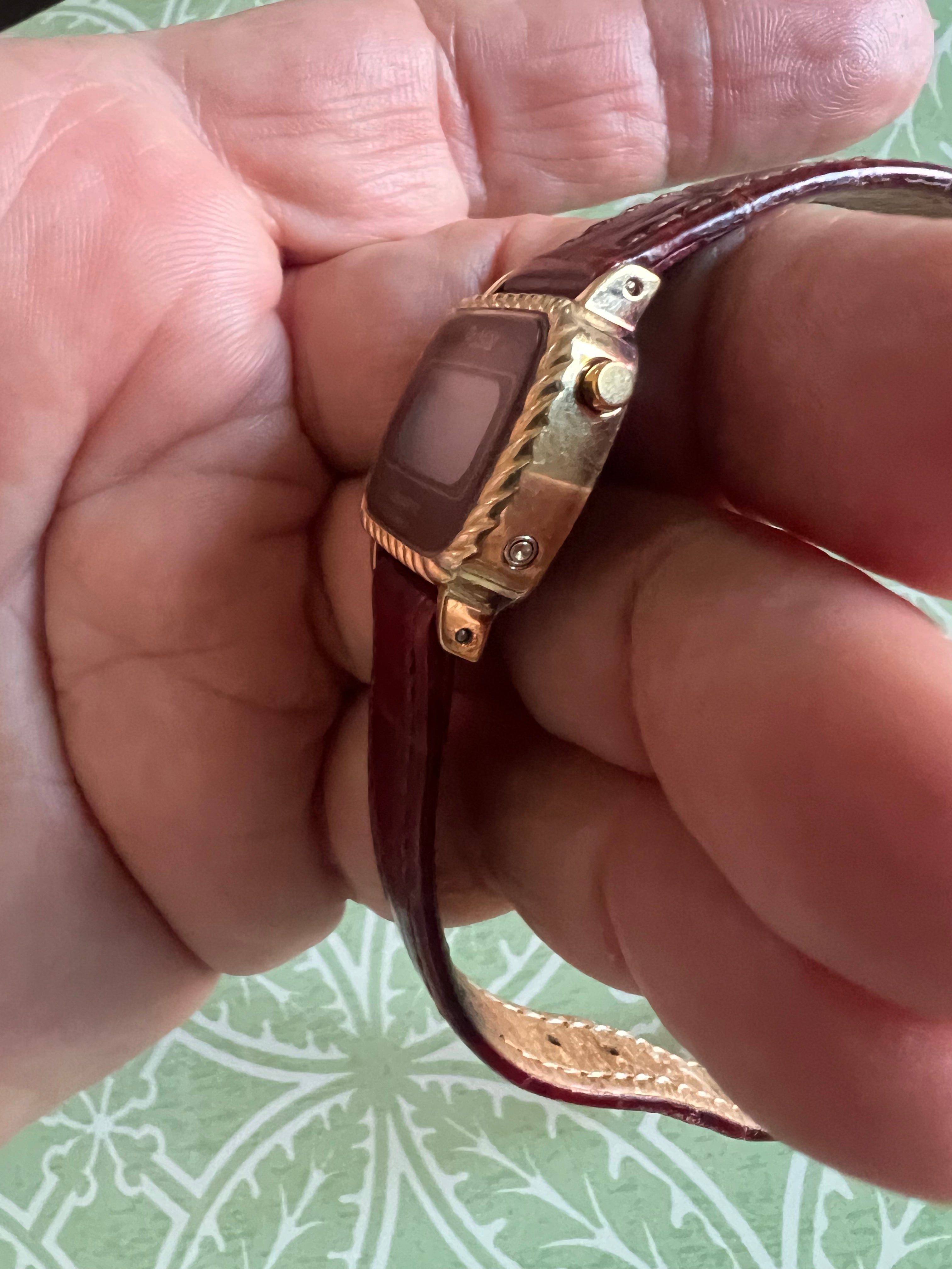 Vintage dainty 1983 Pulsar Y430-4000 ladies watch
