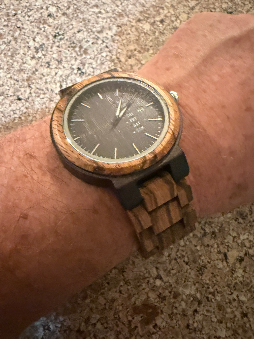 BOBO BIRD O26-1 Men’s Zebrawood Watch Black Dial Day Date Quartz Wood Bracelet