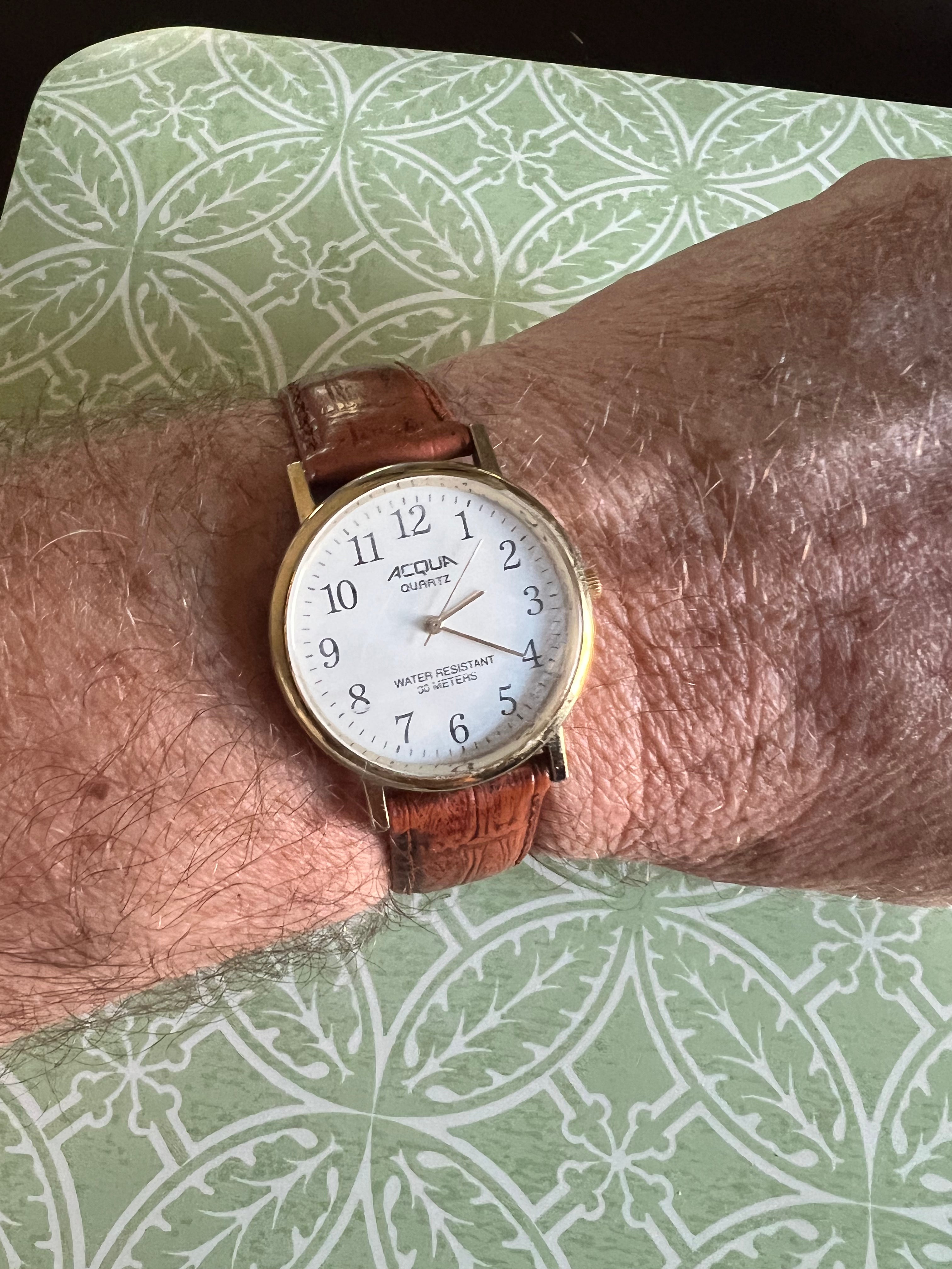 Men’s vintage Acqua dress watch