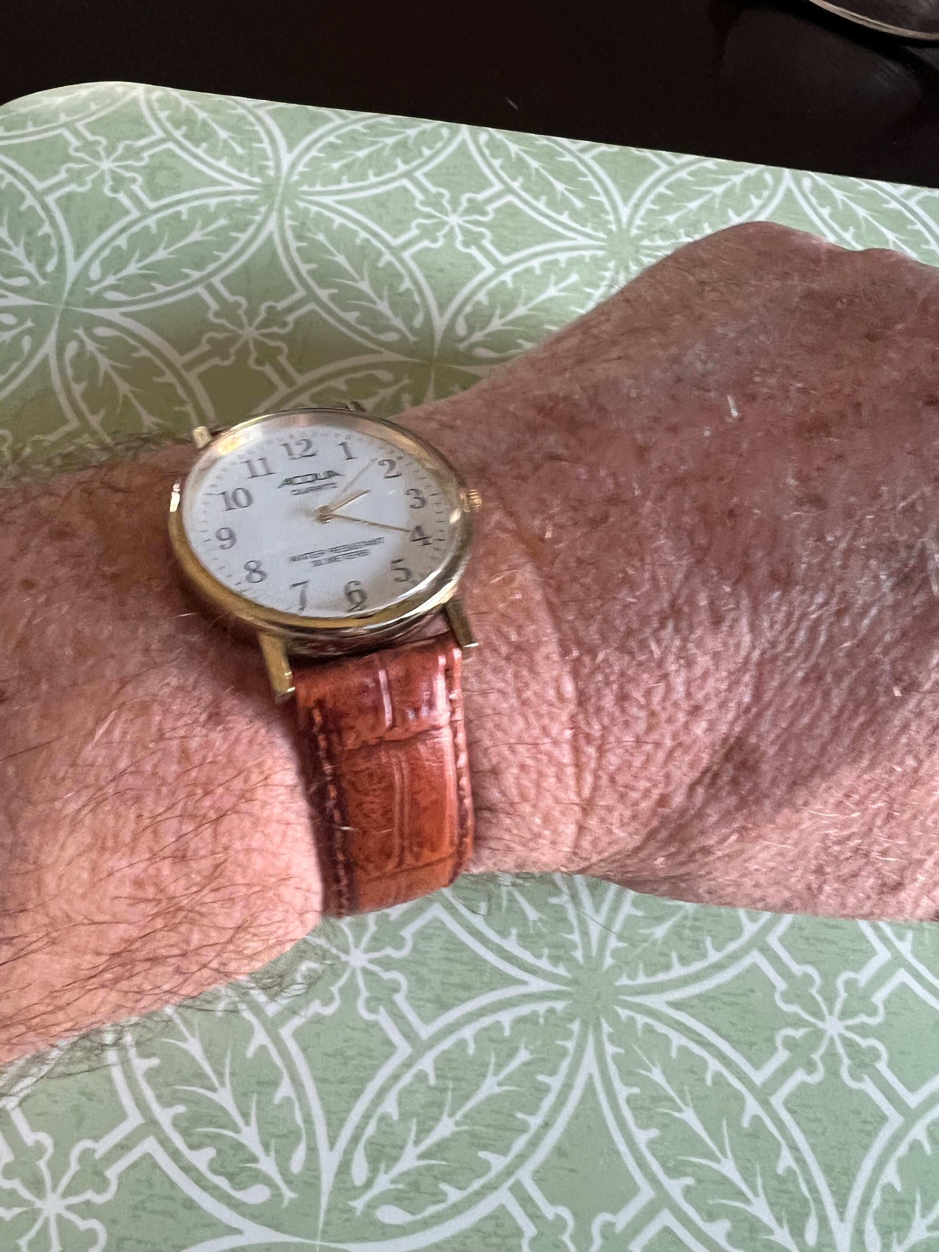 Men’s vintage Acqua dress watch