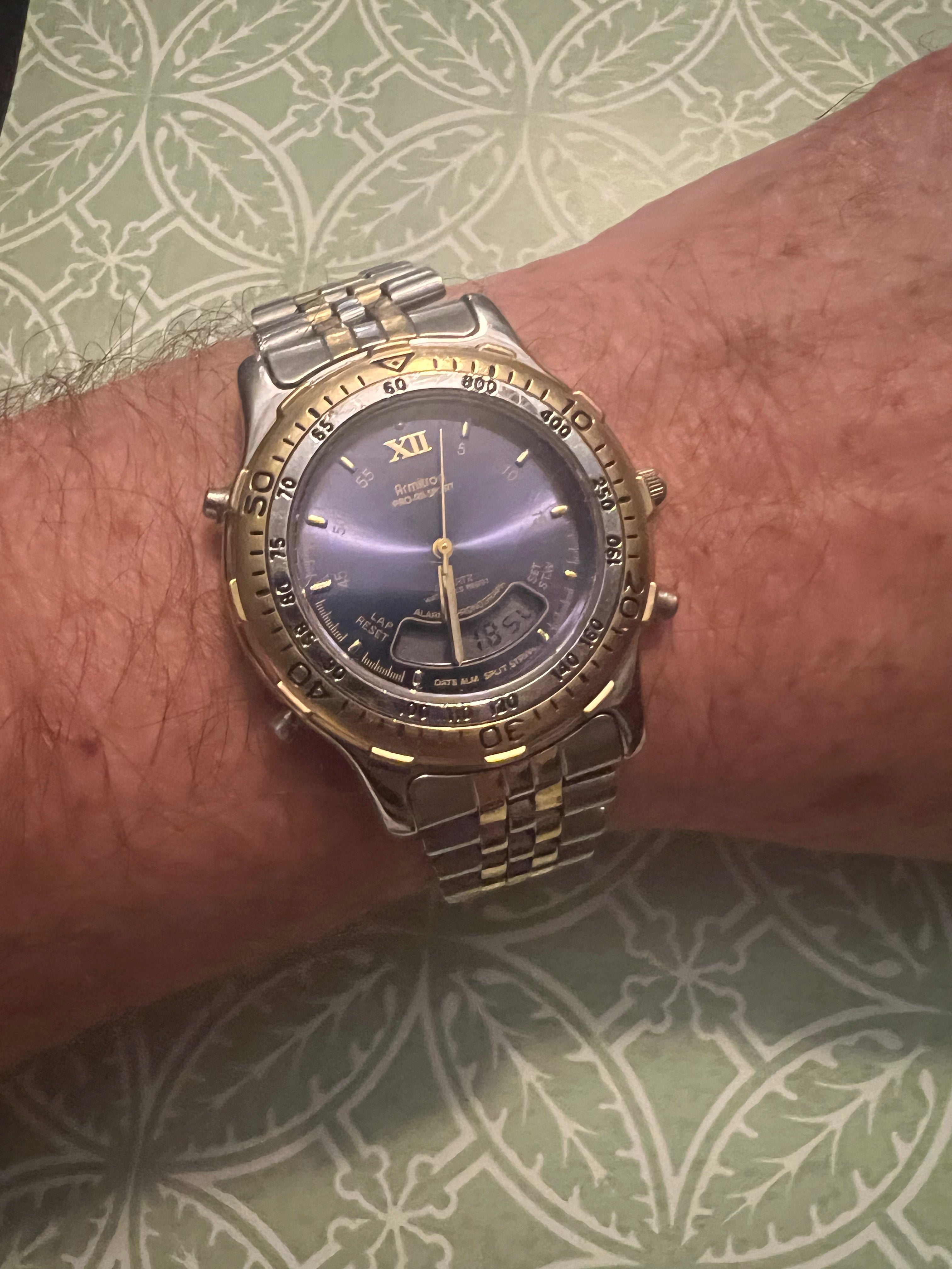 Armitron Pro-All-Sport 20/2803P  Men's Watch 40mm New Battery. Full Links