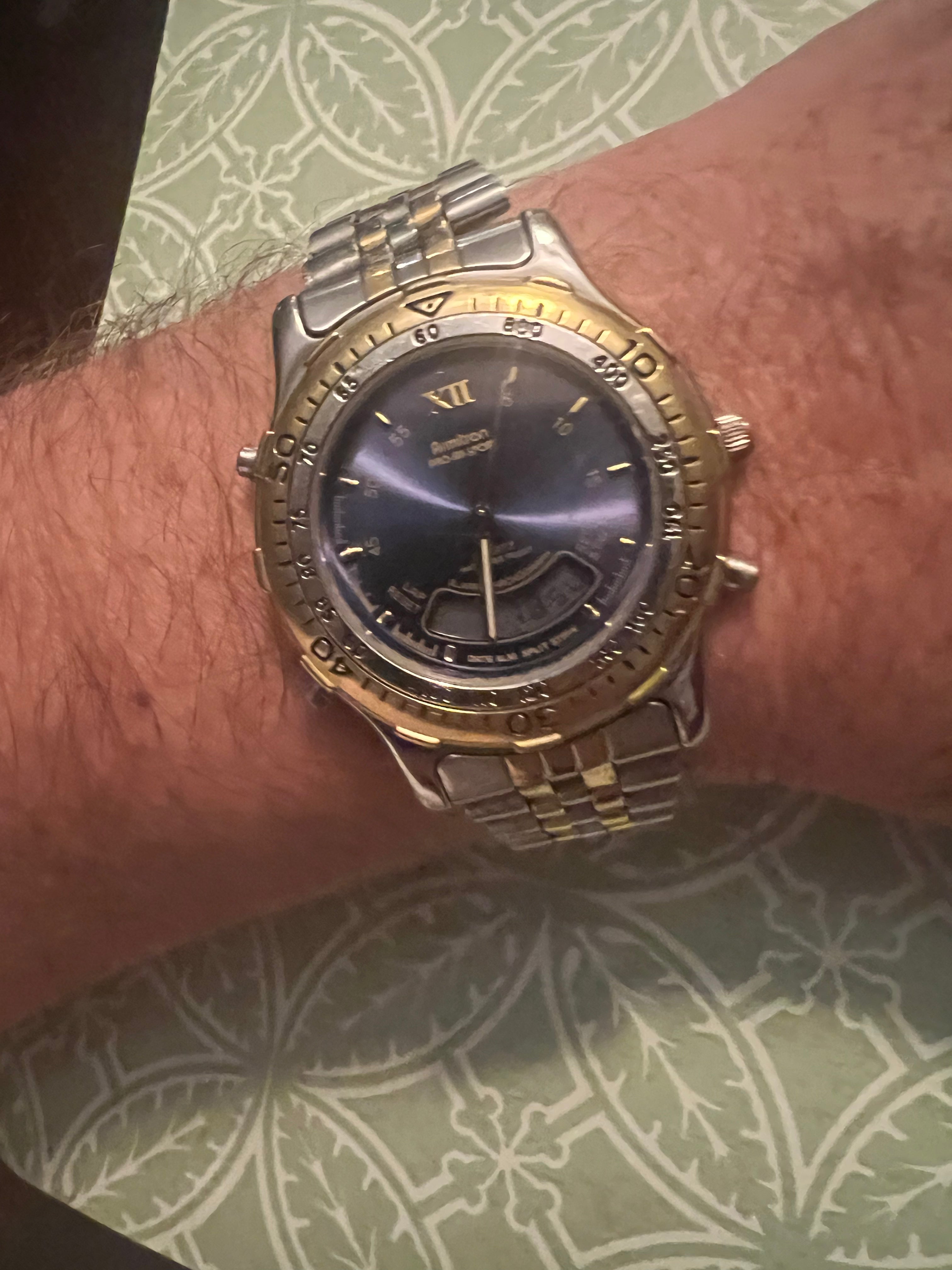 Armitron Pro-All-Sport 20/2803P  Men's Watch 40mm New Battery. Full Links