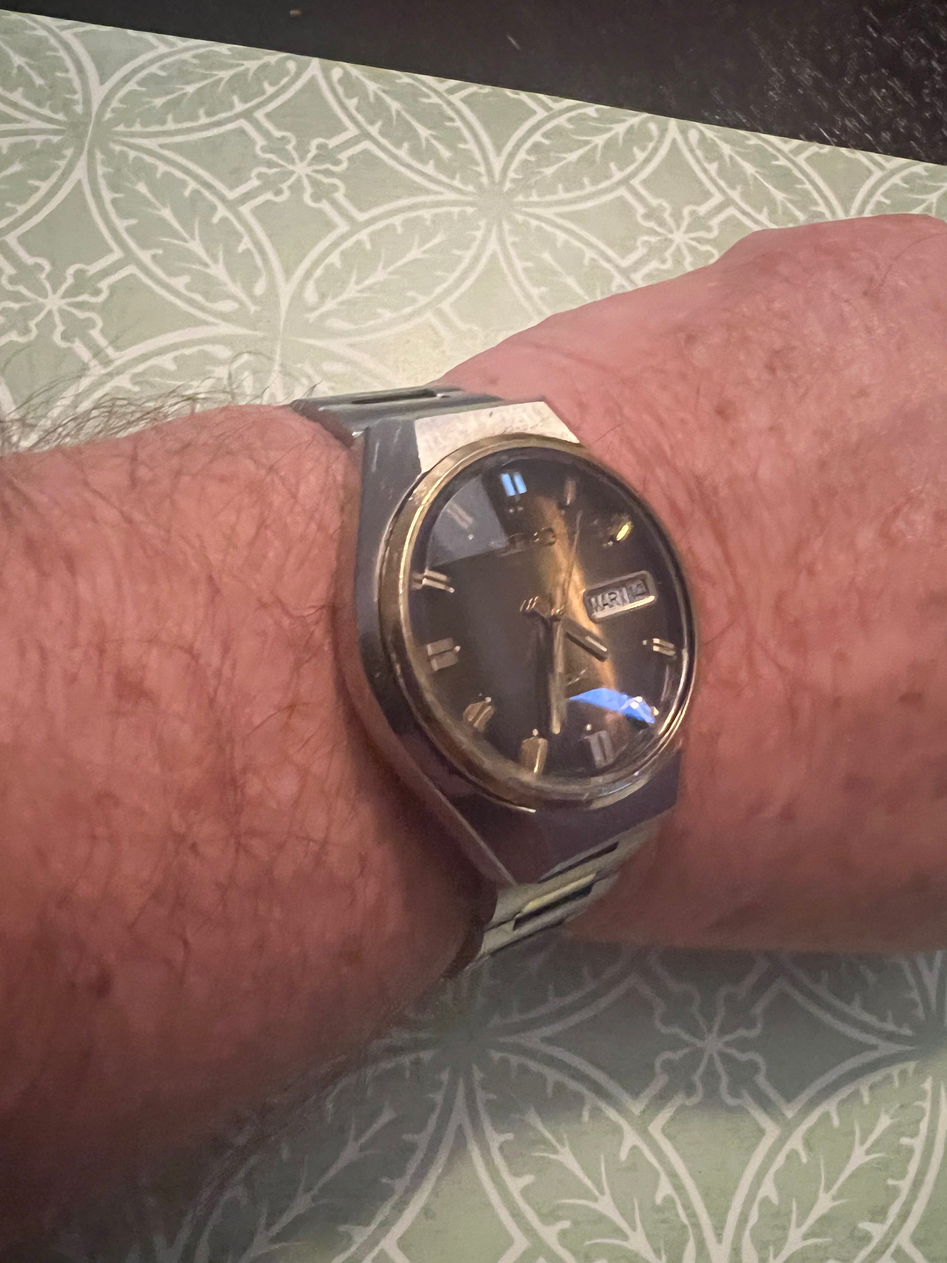 Vintage SEIKO DX  Automatic Tiger's Eye 17 jewels Men’s Watch Beveled Crystal